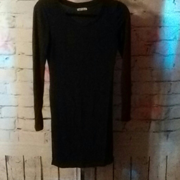 Dress - Picture 1 of 5